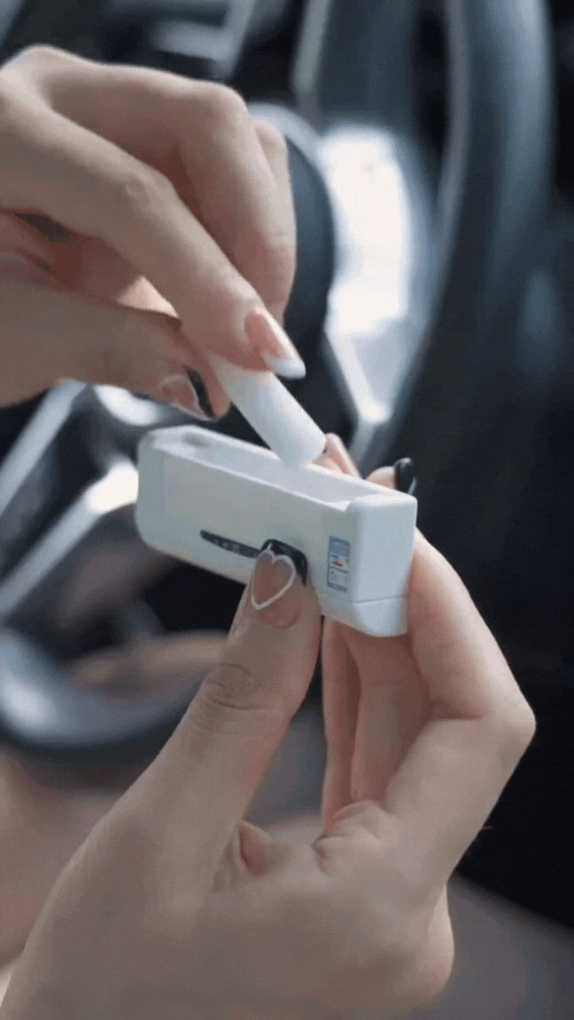 Solar-Powered Car Air freshener Diffuser - Miniature AC design